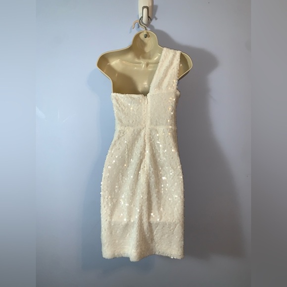 Marciano by guess One-Shoulder White Sequin wrap Dress xs bridal party formal - Picture 4 of 7